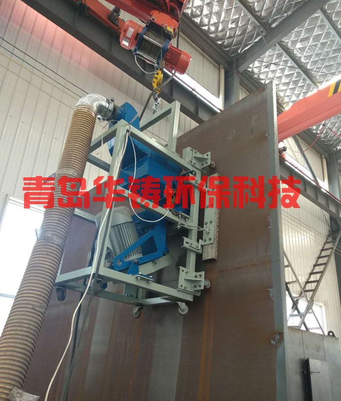 儲油罐拋丸機(jī)高空施工展示圖 儲油罐拋丸機(jī)高空施工展示圖